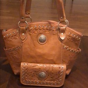 Genuine leather shoulder bag and wallet